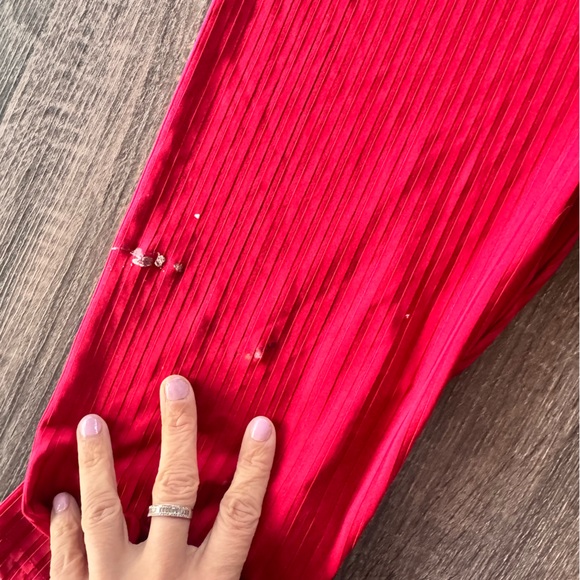 SHEIN Red Ribbed Two-Piece Set - Picture 4 of 9